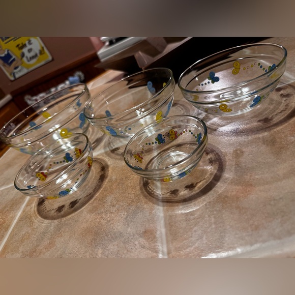Butterfly & Dots Set-5 Glass Bowls🦋 - Picture 4 of 16